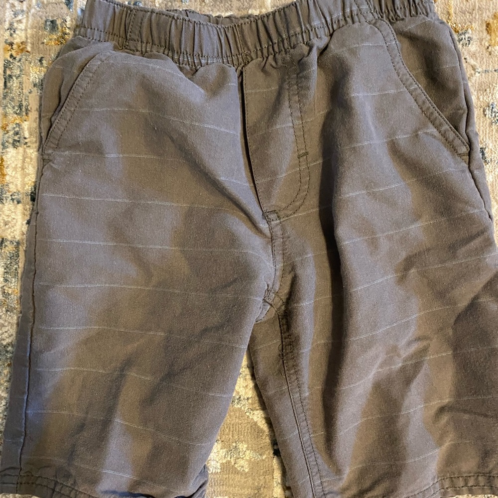 Boys 4 Quicksilver shorts